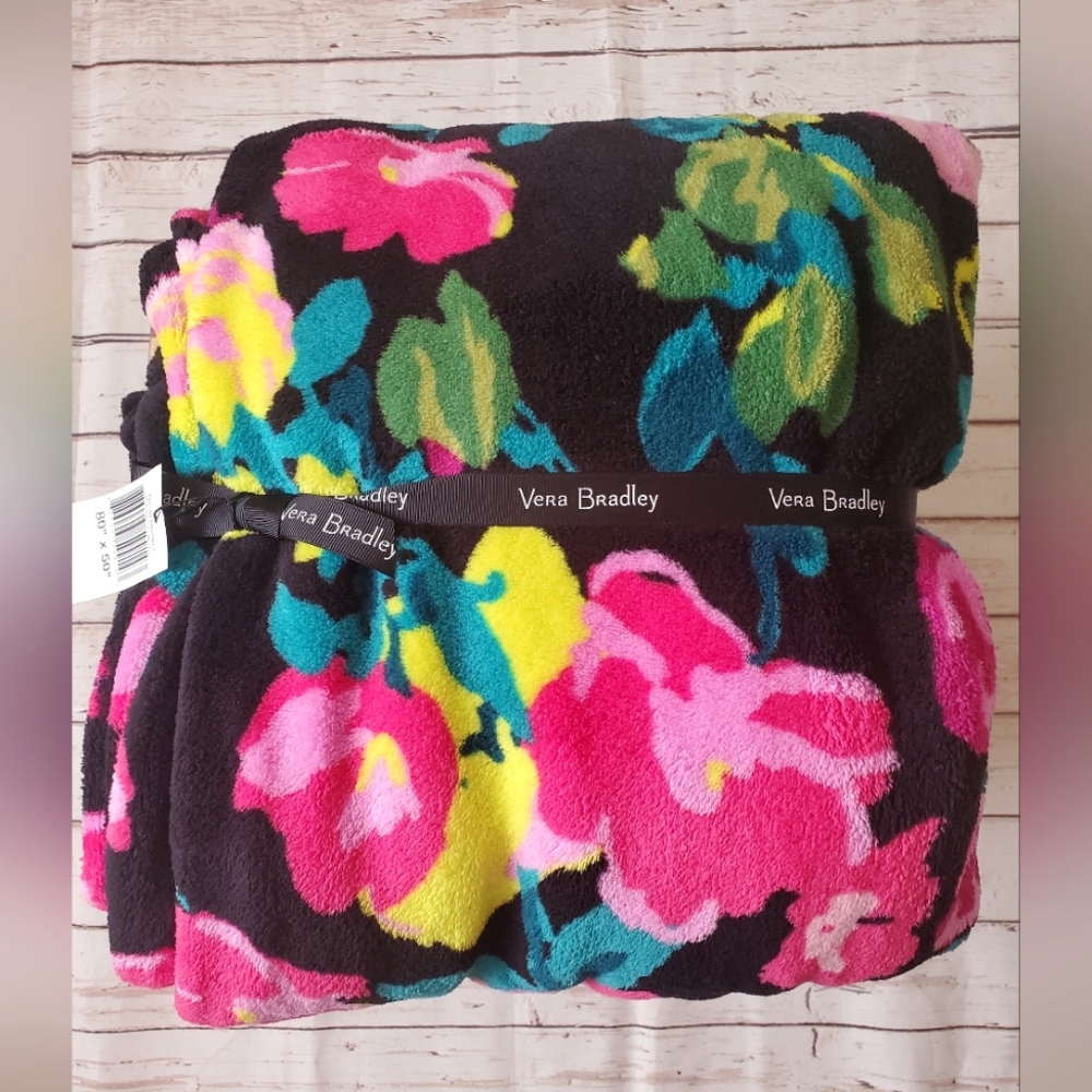 NWT Vera Bradley Hilo Meadow Throw Blanket 80"×50"